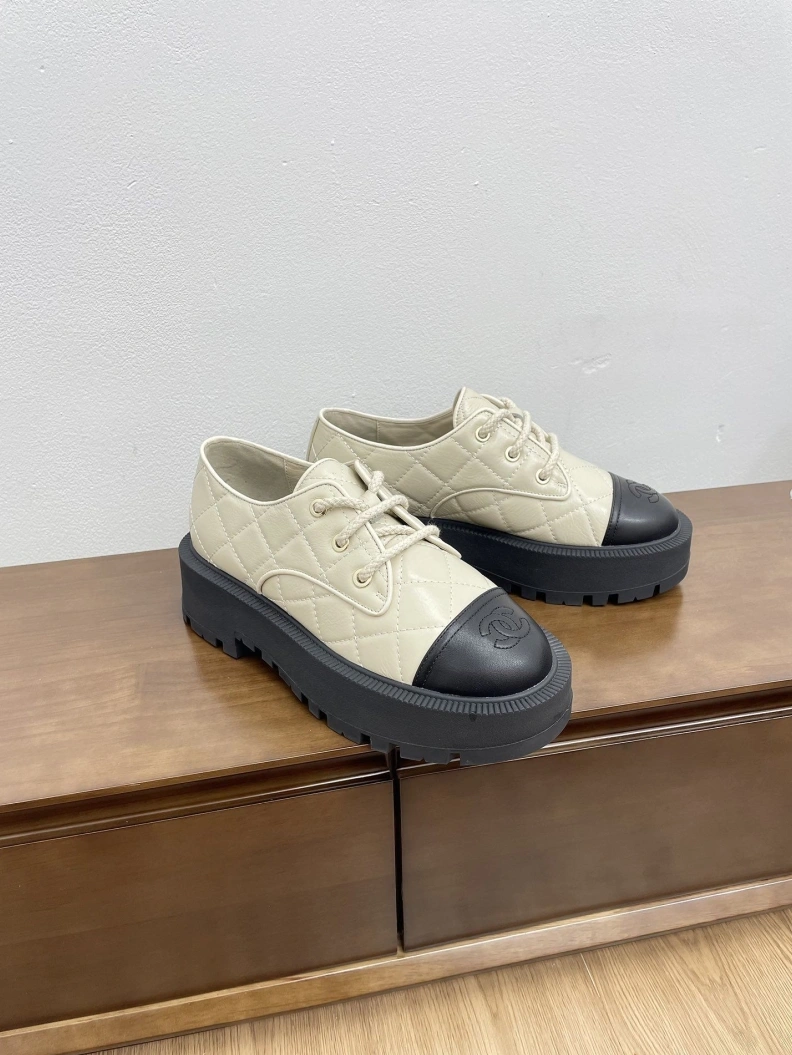 WellDesigned Chxnxl Casual Shoes 121623