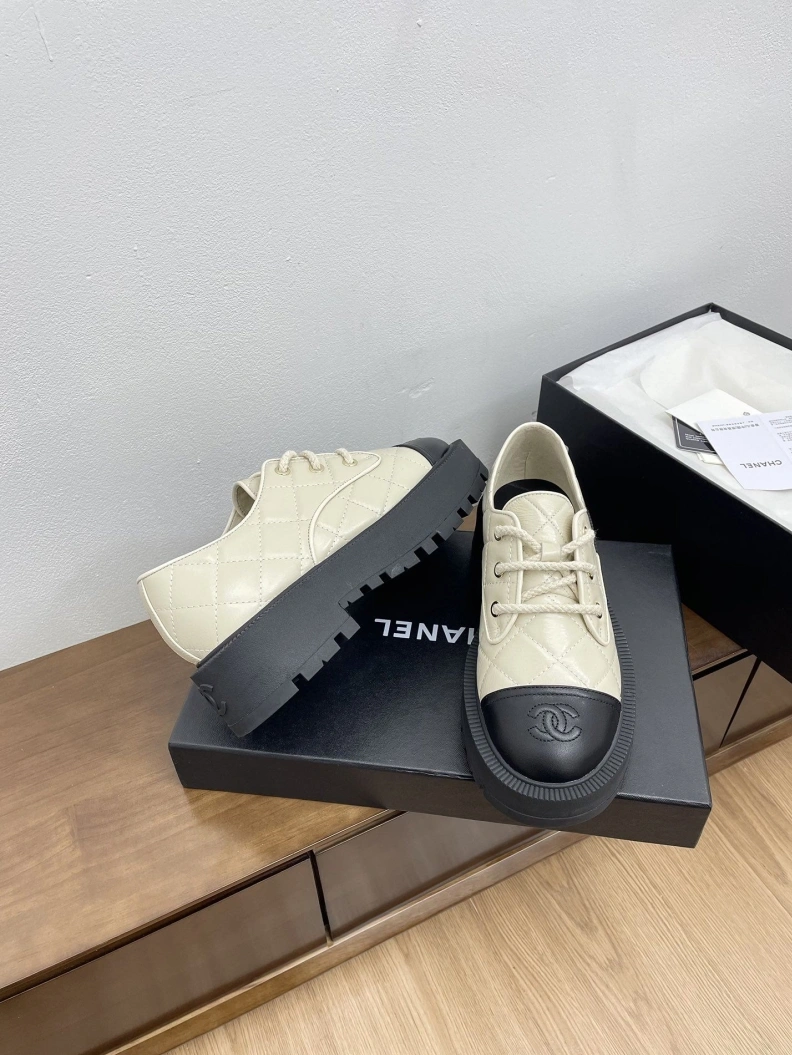 WellDesigned Chxnxl Casual Shoes 121623