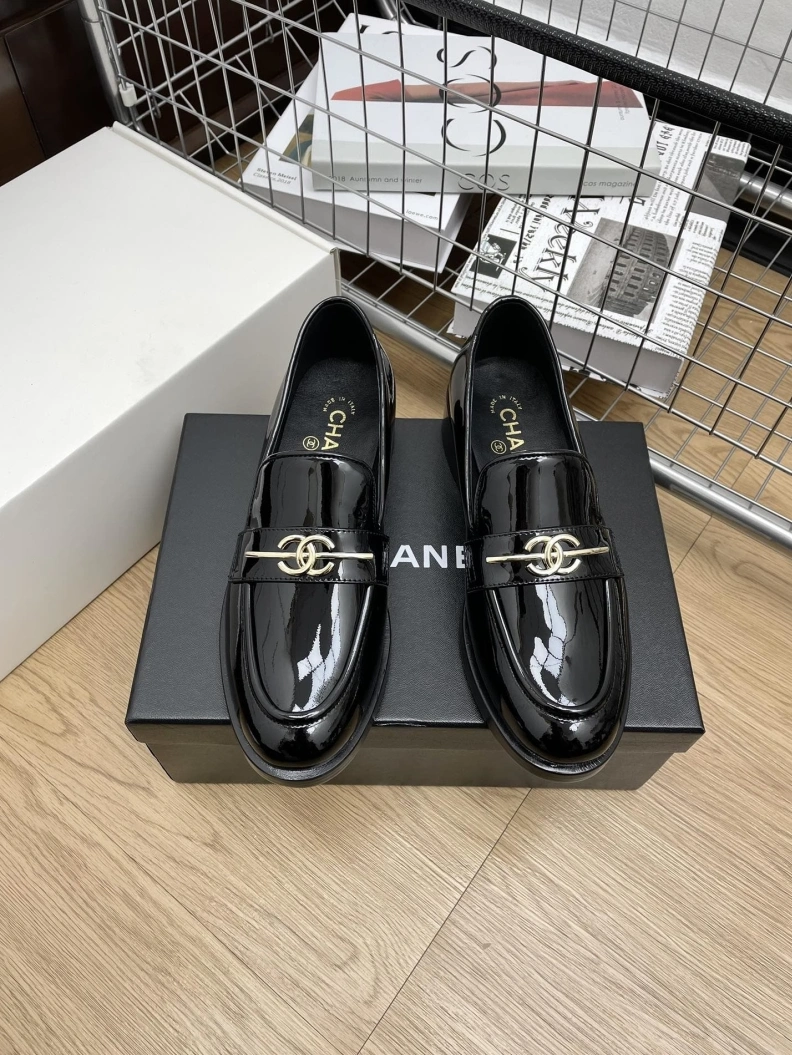 Minimalist Chxnxl Flat Shoes 121036