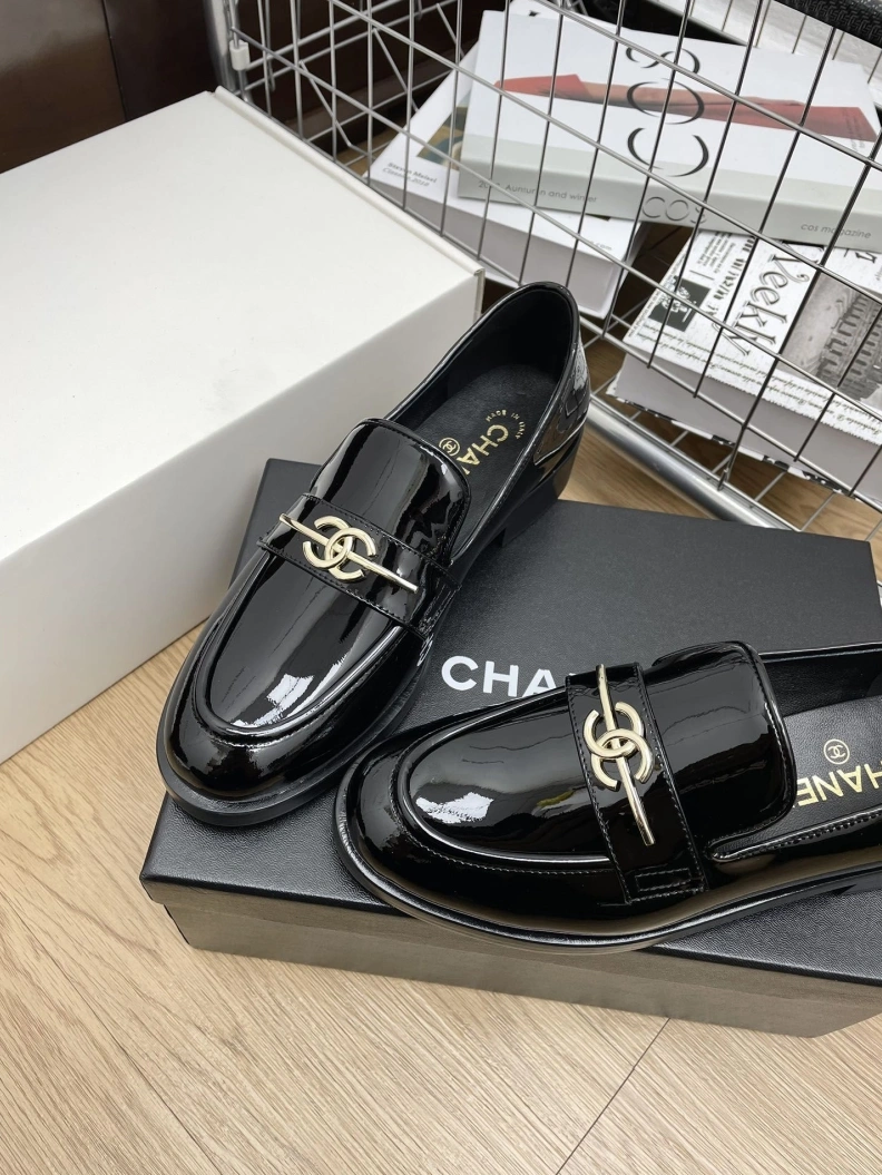 Minimalist Chxnxl Flat Shoes 121036