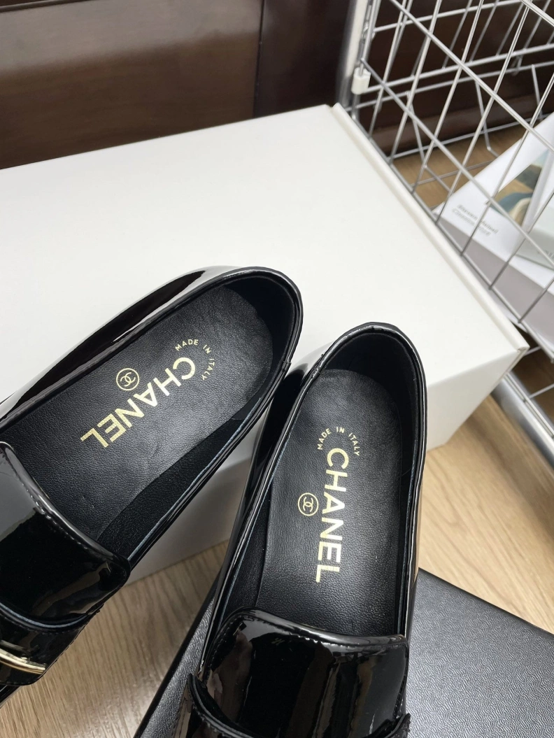 Minimalist Chxnxl Flat Shoes 121036