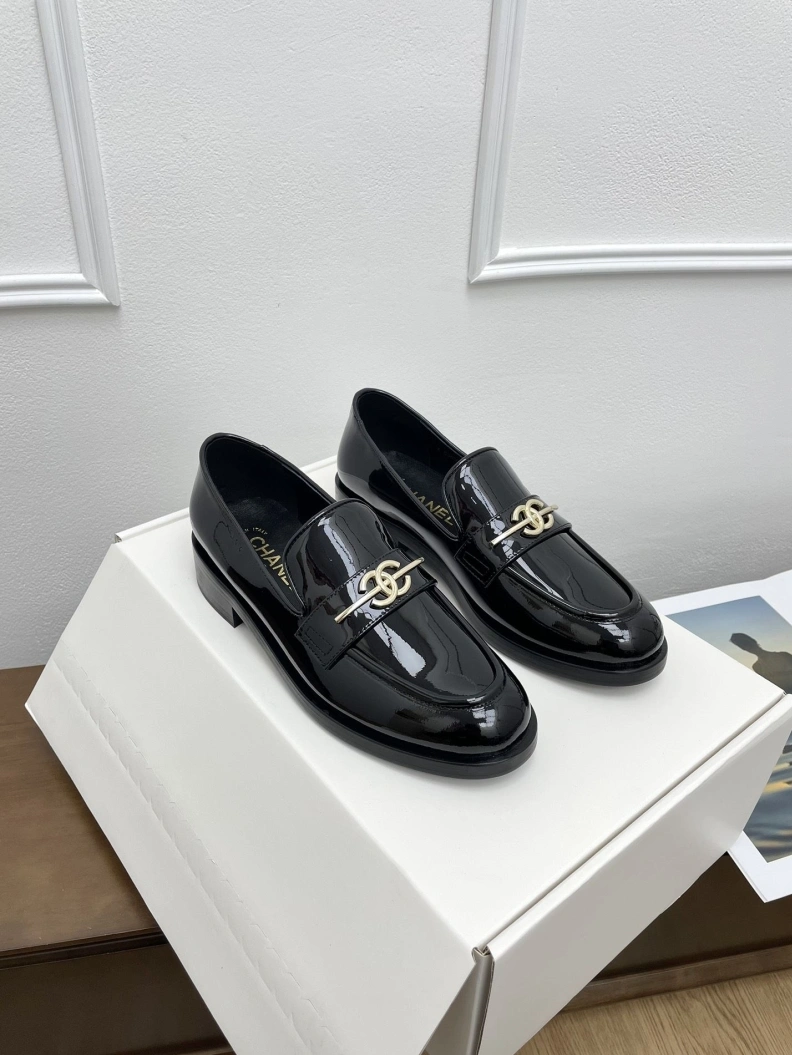 Minimalist Chxnxl Flat Shoes 121036