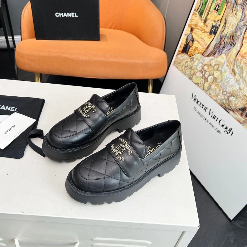 Elegant Chxnxl Leather Shoes 120741