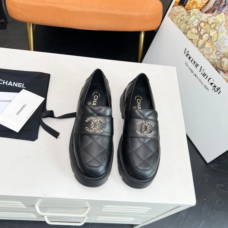 Elegant Chxnxl Leather Shoes 120741