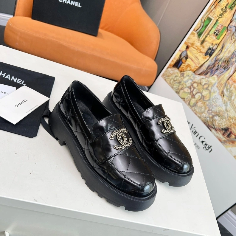 NewStyle Chxnxl Leather Shoes 120739
