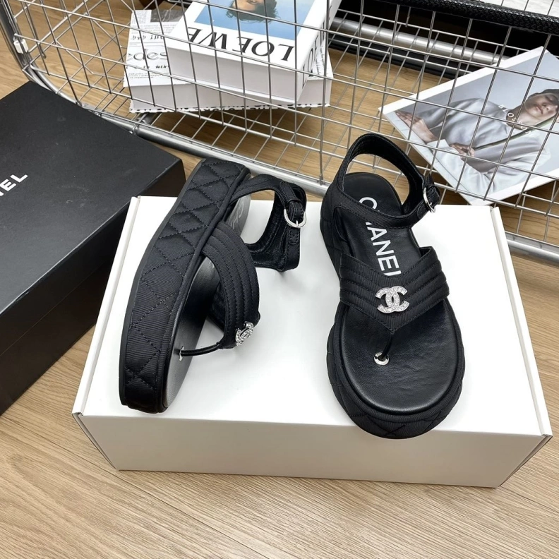 Fashionable Chxnxl Sandals 120643