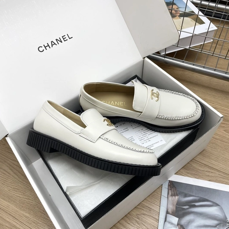 Compact Chxnxl Leather Shoes 120726