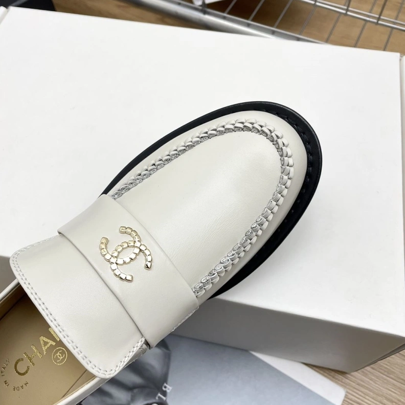 Compact Chxnxl Leather Shoes 120726