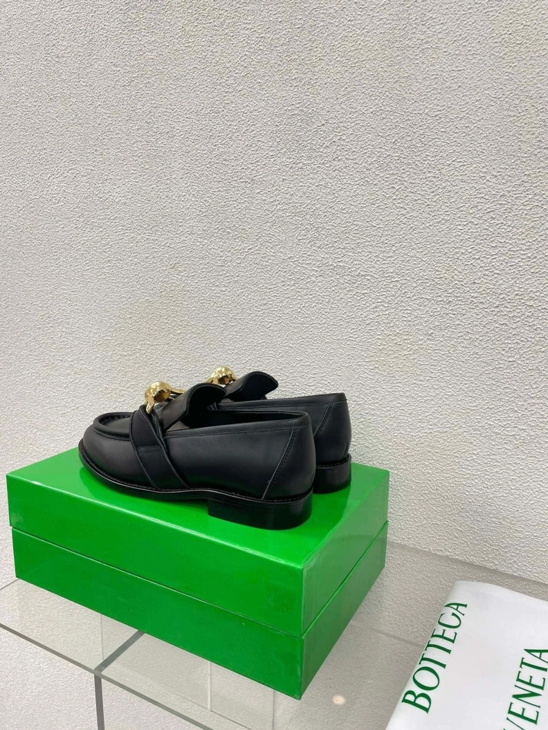Affordable Bxttxga Vxnxta Leather Shoes 112663