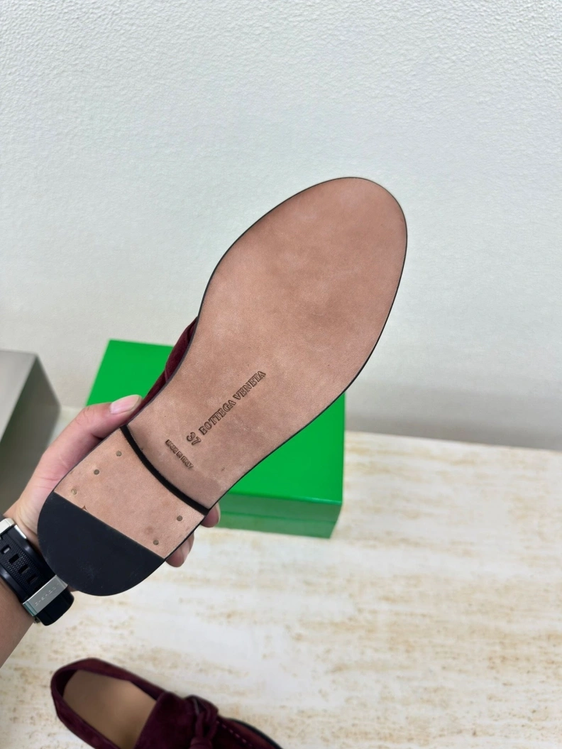 NewStyle Bxttxga Vxnxta Leather Shoes 112658