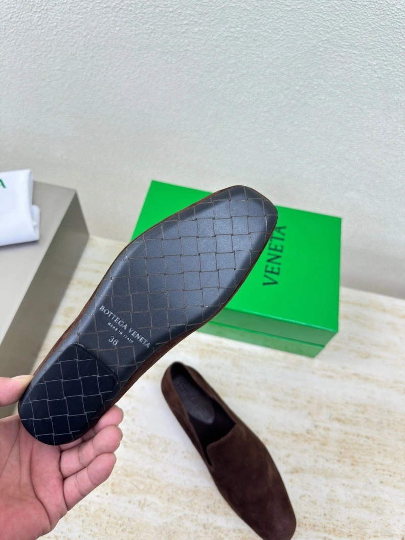 Elegant Bxttxga Vxnxta Leather Shoes 112665