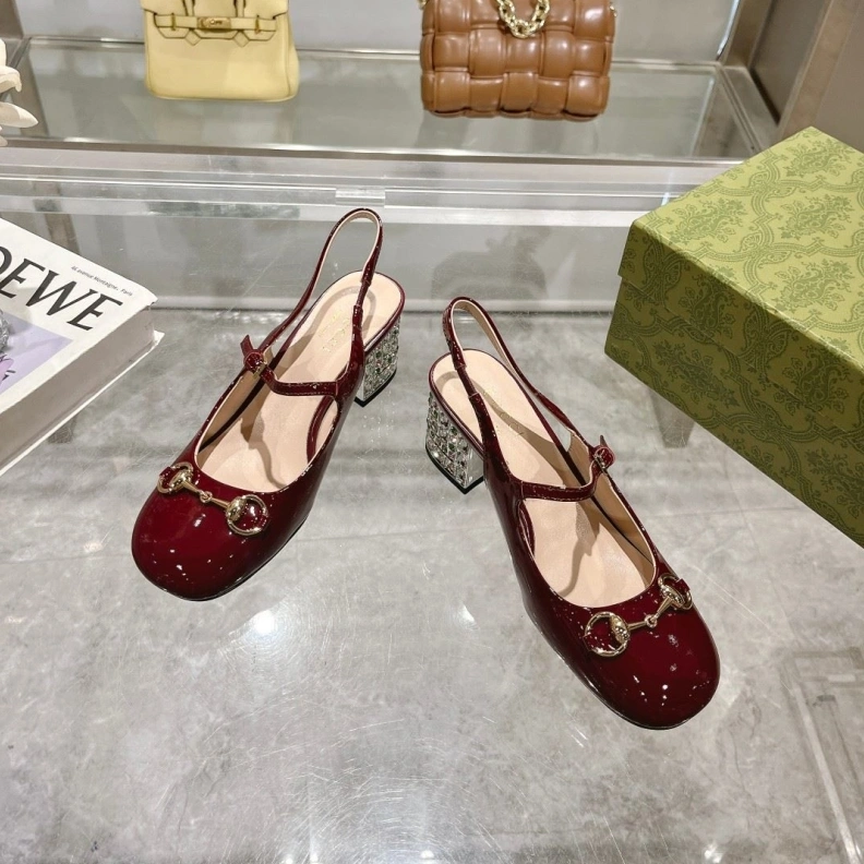 Vibrant Gxccx Sandals 157564