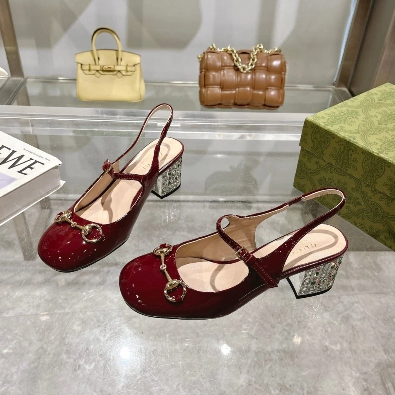 Vibrant Gxccx Sandals 157564