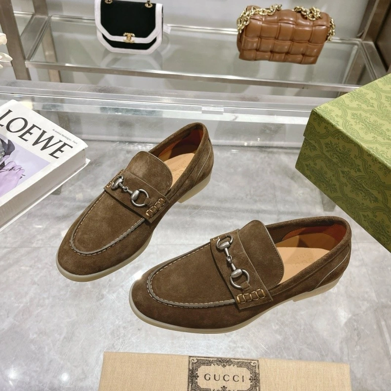 Gxccx Leather Shoes Compact 157600