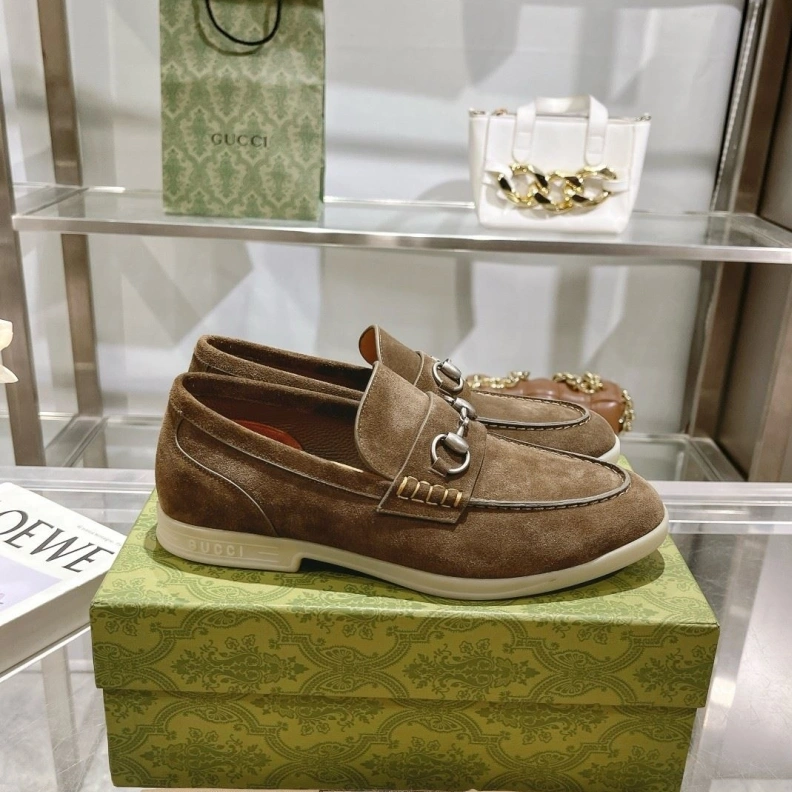 Gxccx Leather Shoes Compact 157600