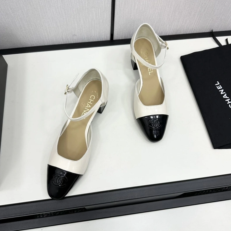 Sleek Chxnxl High Heels 120808
