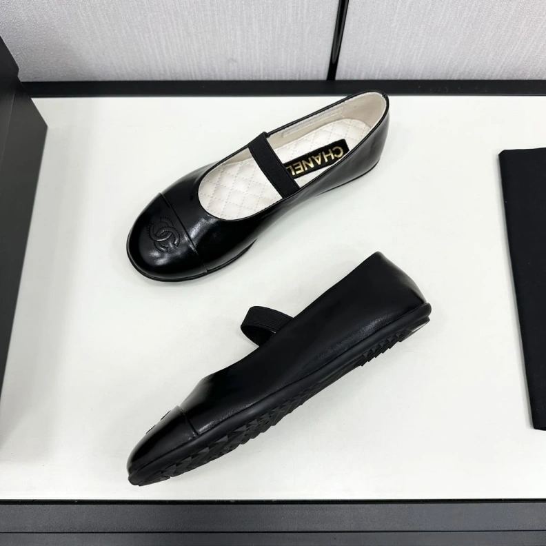 Fashionable Chxnxl Flat Shoes 121028