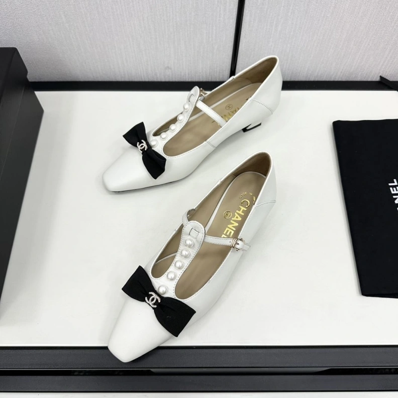 Elegant Chxnxl High Heels 120804