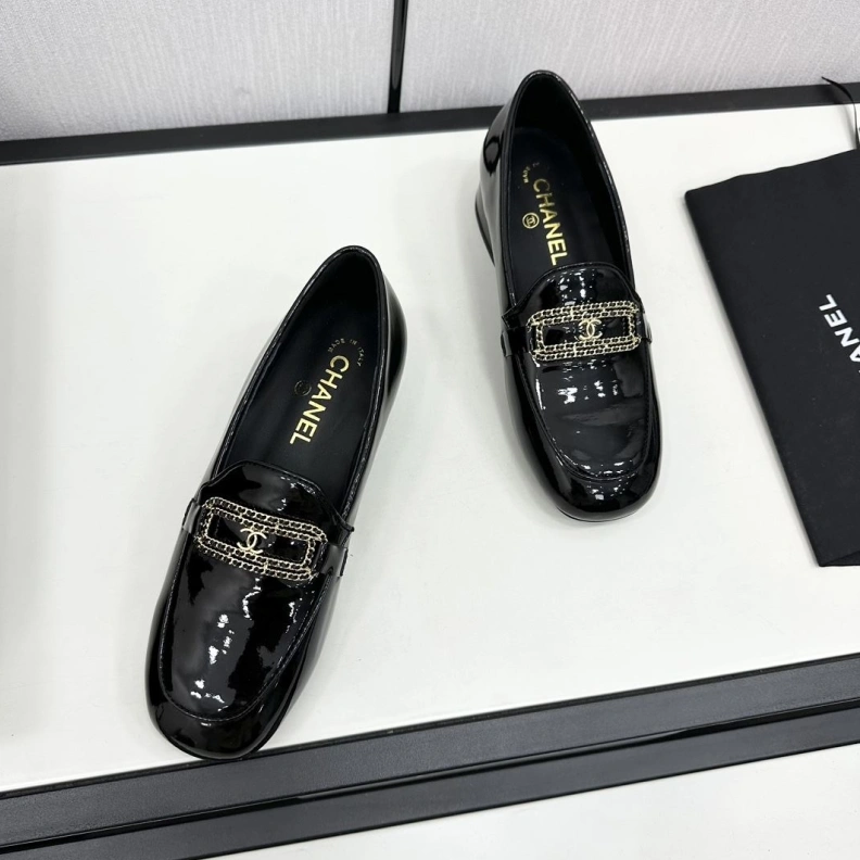 Bright Chxnxl Leather Shoes 120724