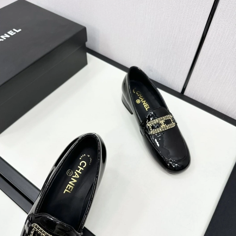 Bright Chxnxl Leather Shoes 120724