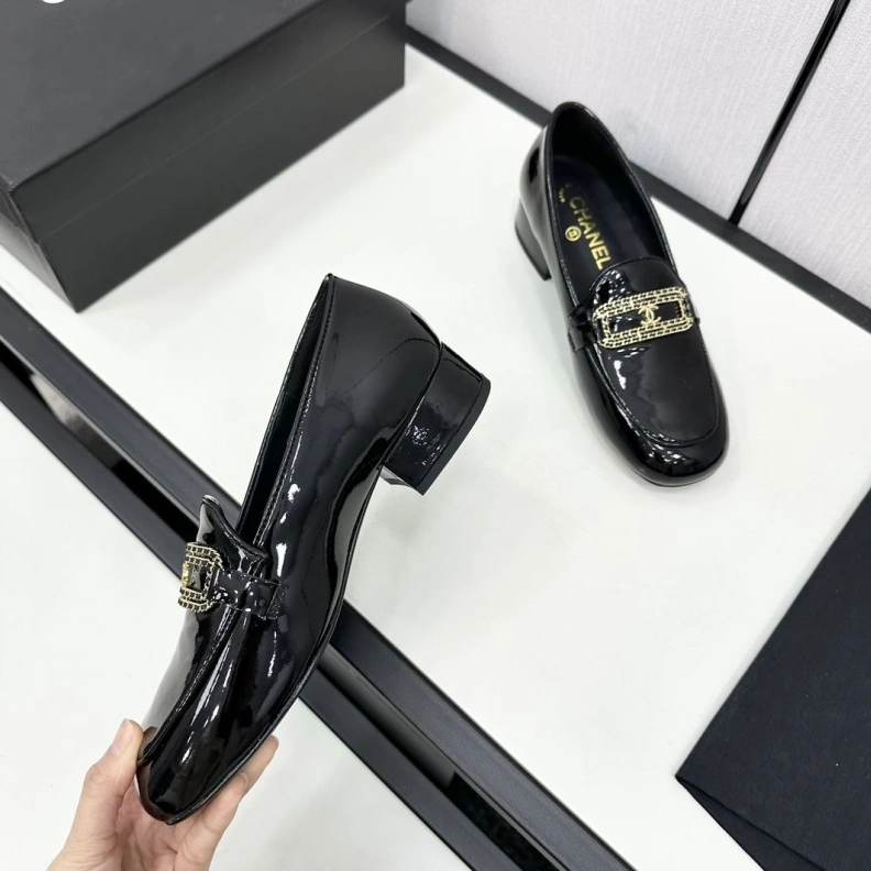 Bright Chxnxl Leather Shoes 120724