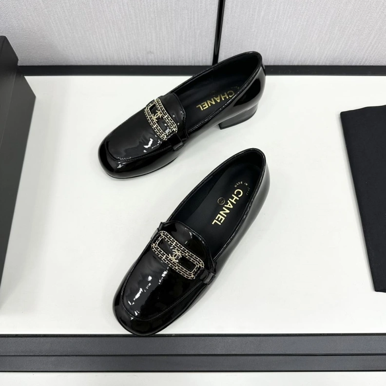 Bright Chxnxl Leather Shoes 120724
