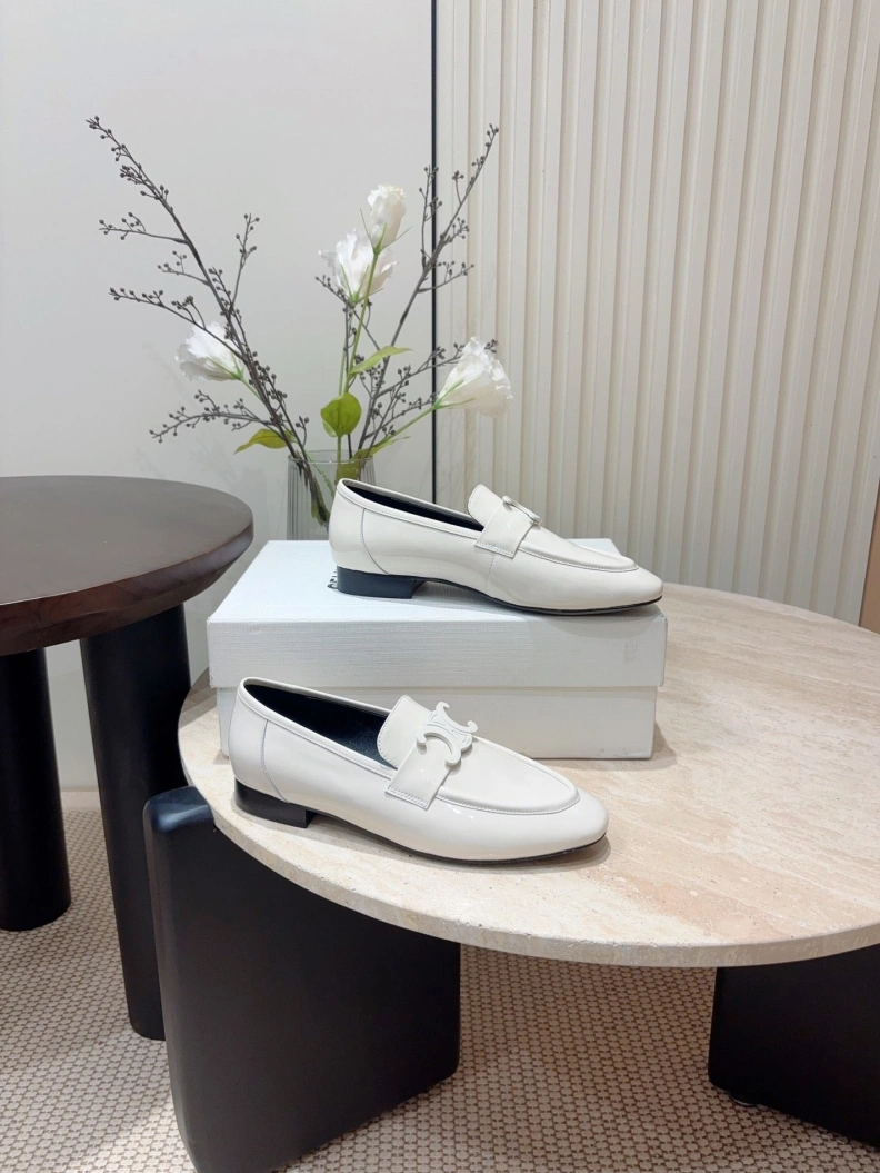 EyeCatching Cxlxne Leather Shoes 116155