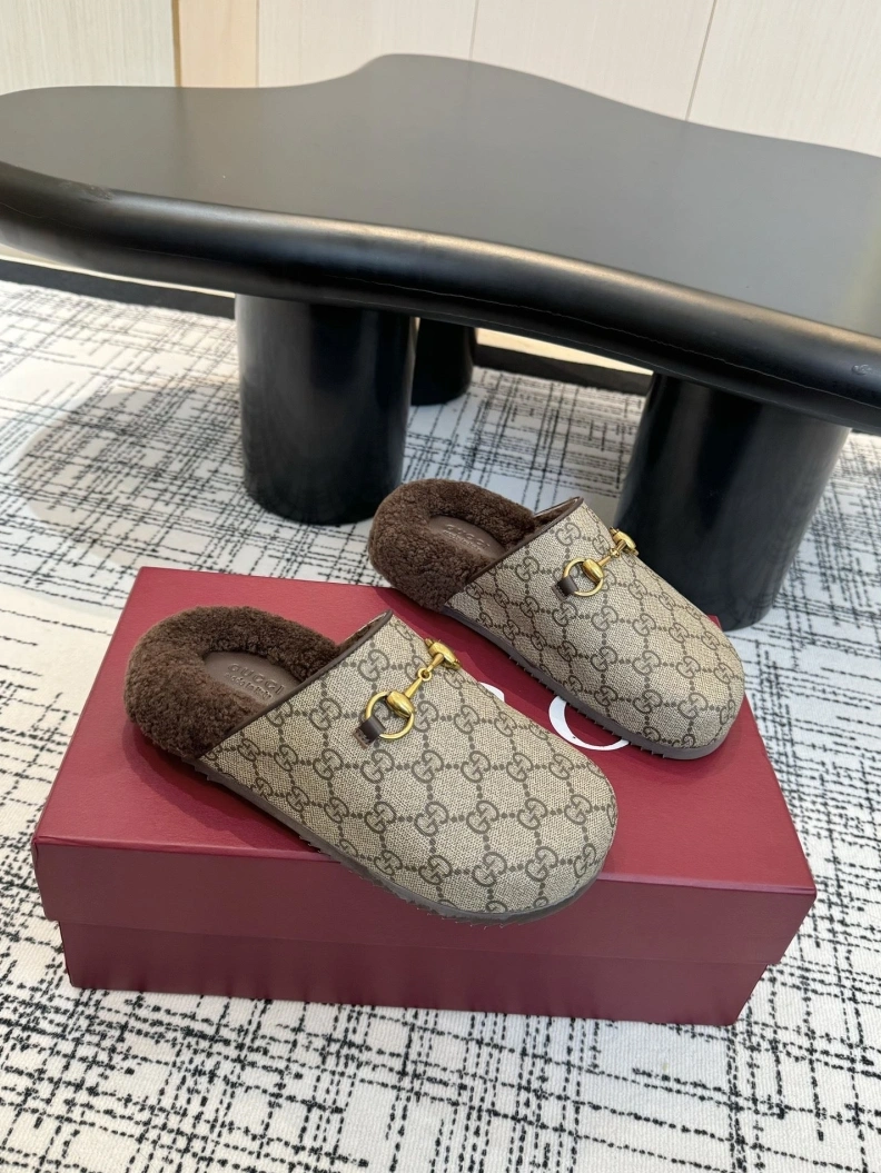Comfortable Gxccx Slippers 157420
