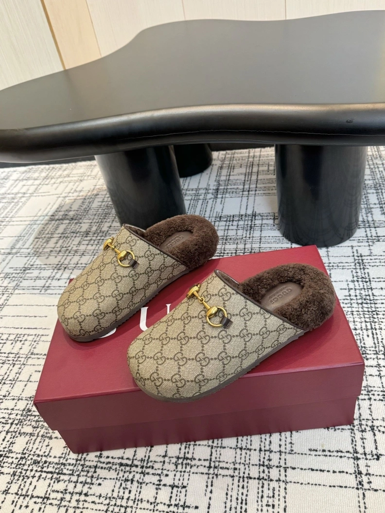 Comfortable Gxccx Slippers 157420