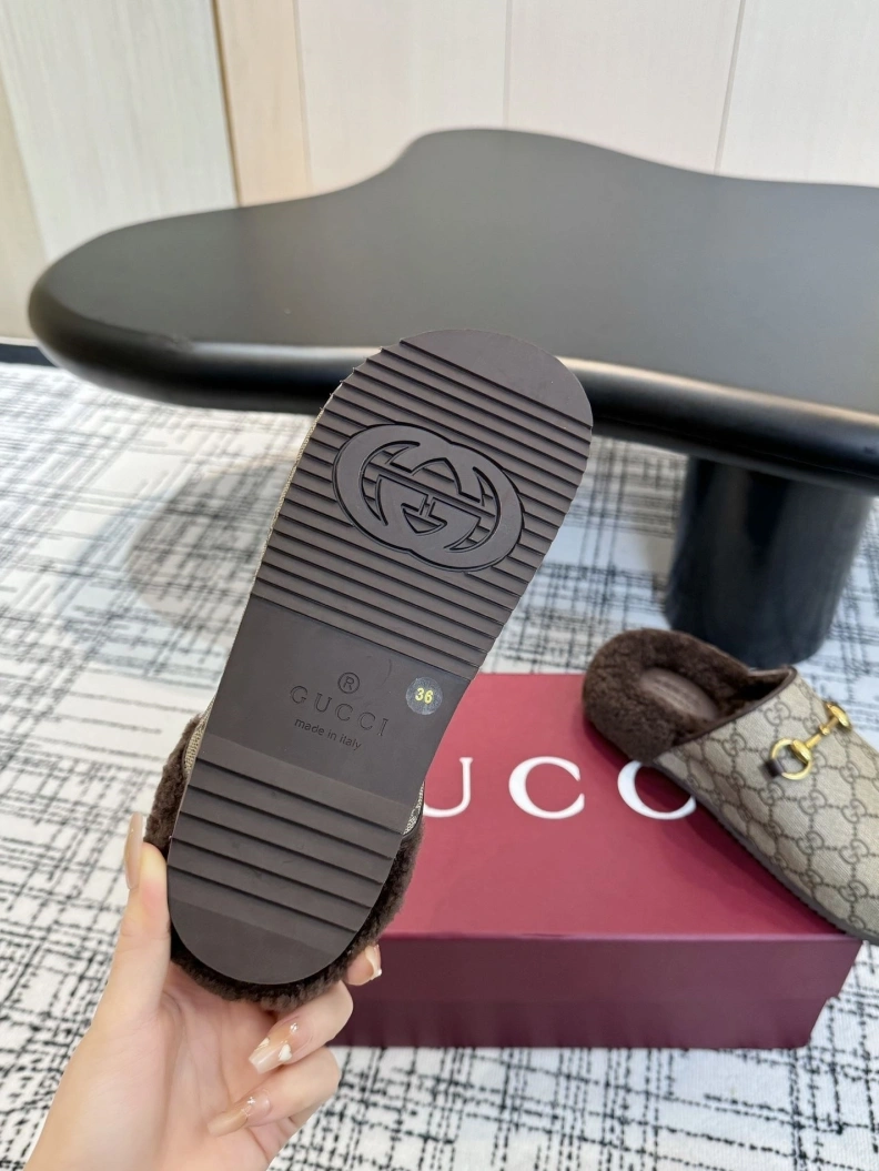 Comfortable Gxccx Slippers 157420