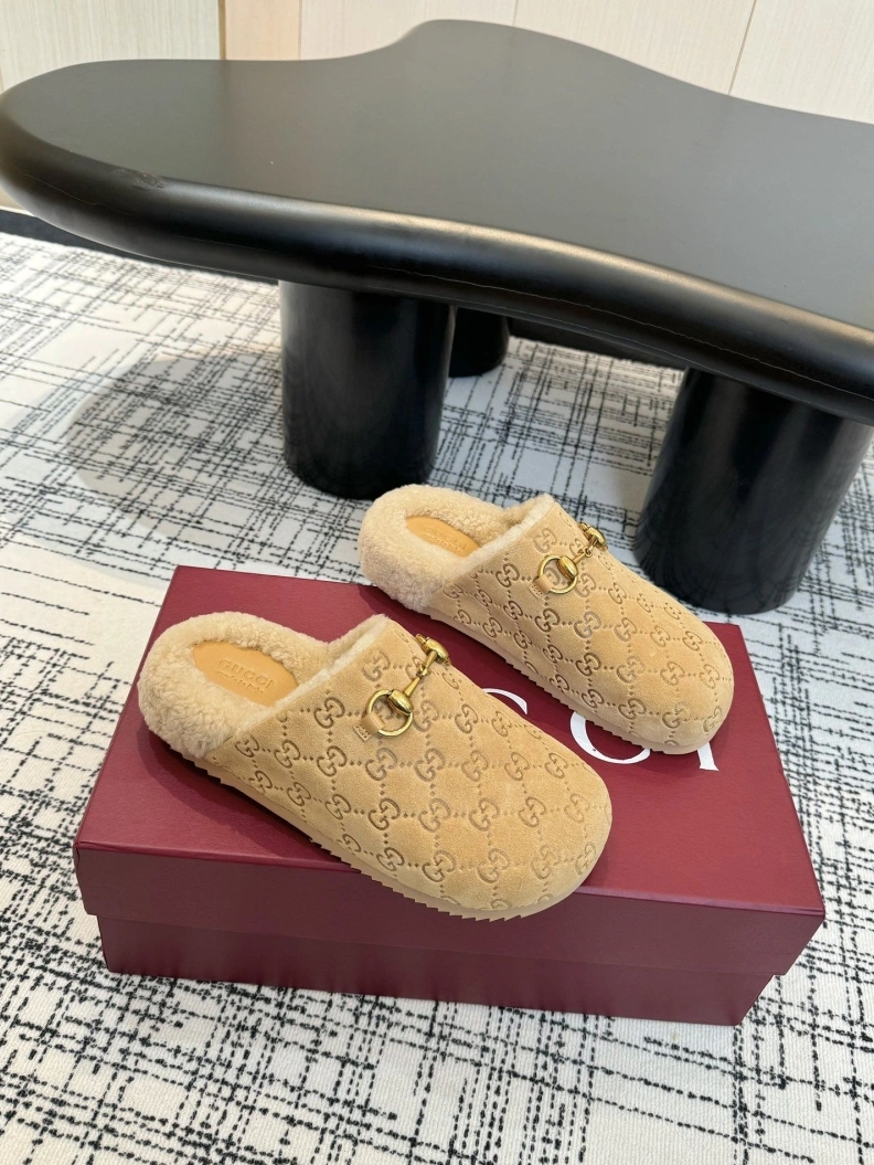 Lightweight Gxccx Slippers 157419