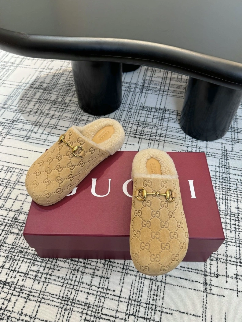 Lightweight Gxccx Slippers 157419