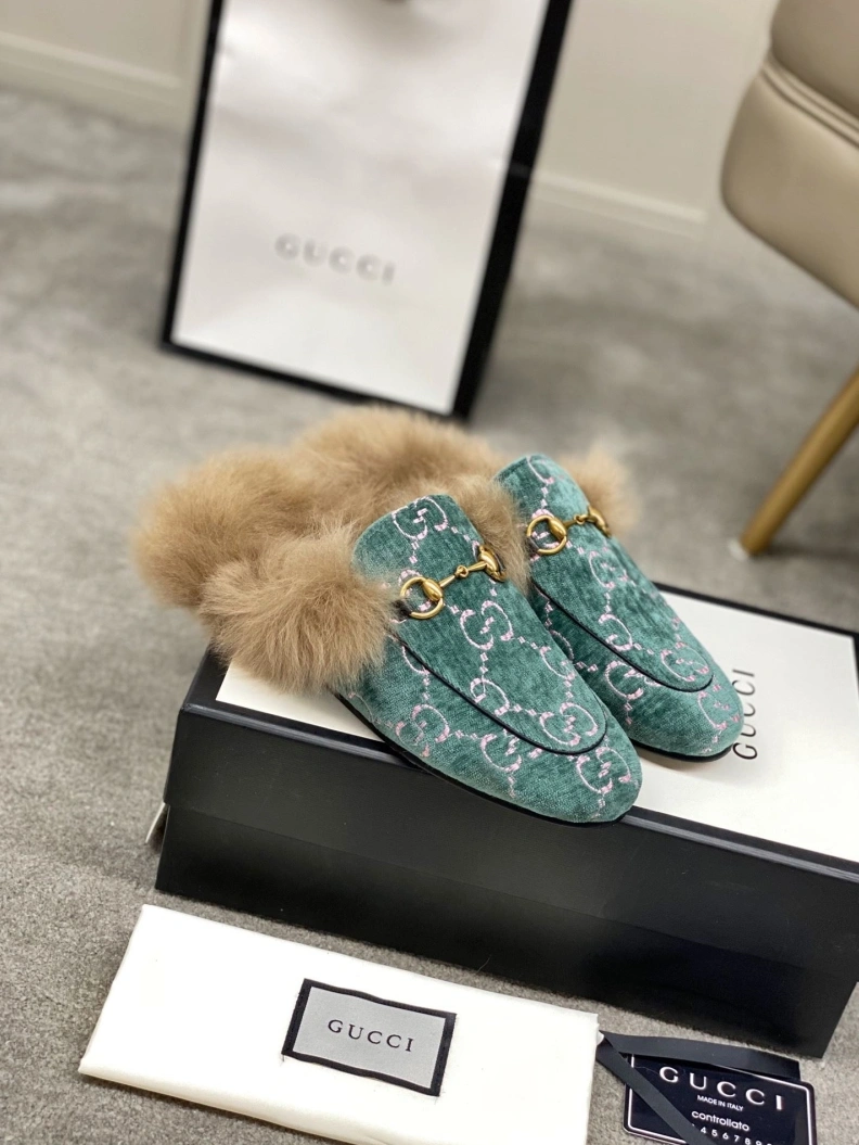 Gxccx Slippers UrbanStyle 157459