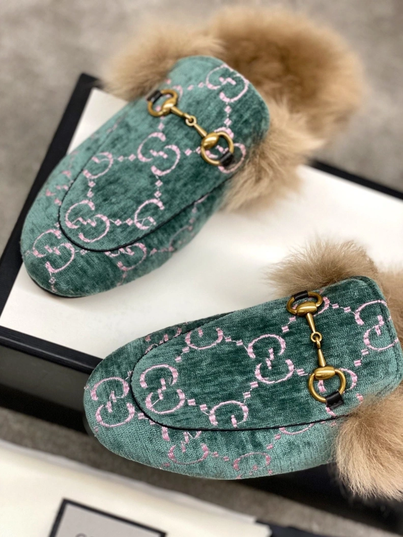 Gxccx Slippers UrbanStyle 157459