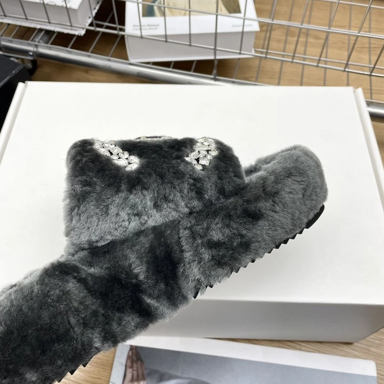 Chxnxl Slippers Practical 120203