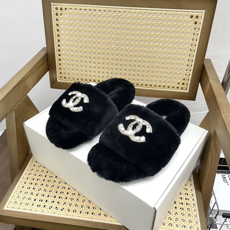 Chxnxl Slippers Sleek 120157
