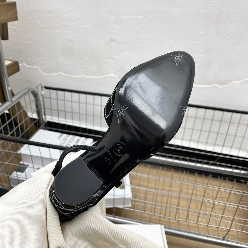Efficient Chxnxl Sandals 120641