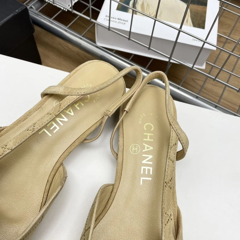 Stylish Chxnxl Sandals 120619