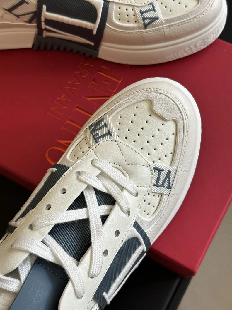 Compact Vxlxntino Casual Shoes 229973