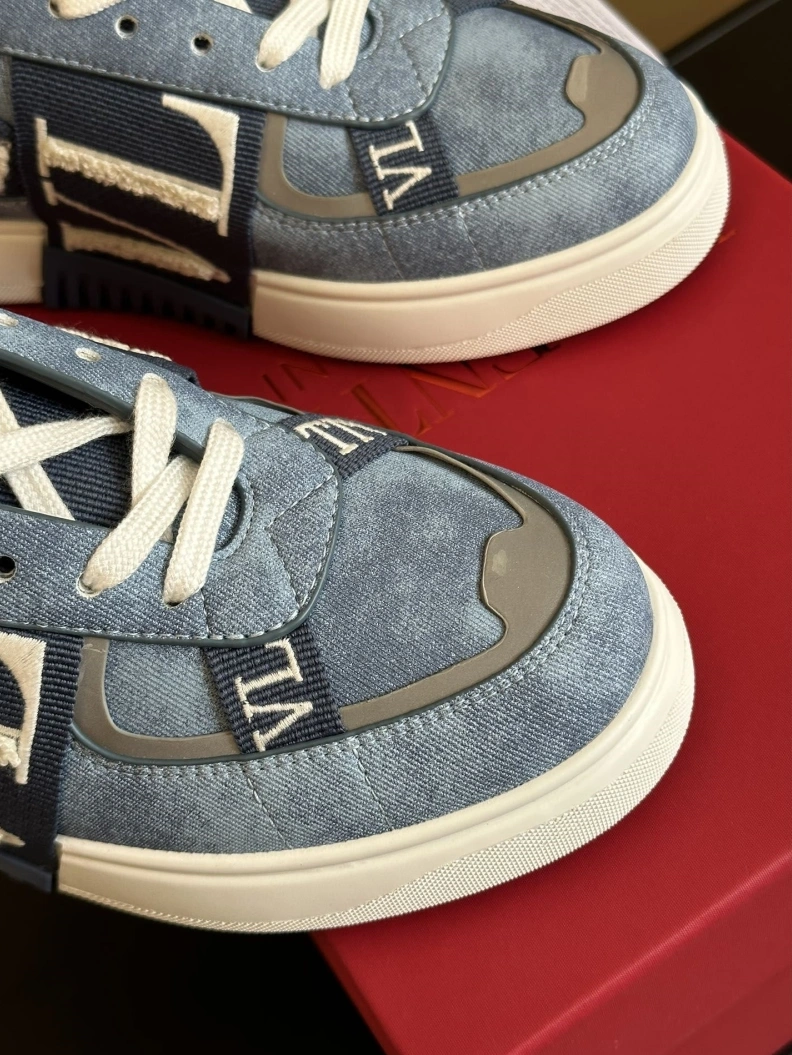 Versatile Vxlxntino Casual Shoes 229970