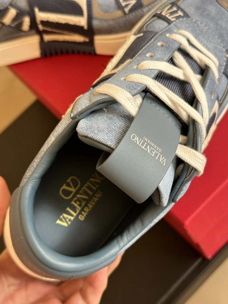 Versatile Vxlxntino Casual Shoes 229970