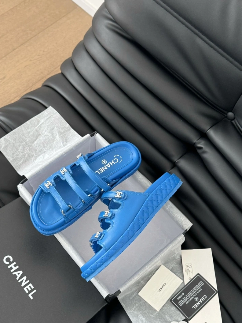 Flexible Chxnxl Sandals 120628