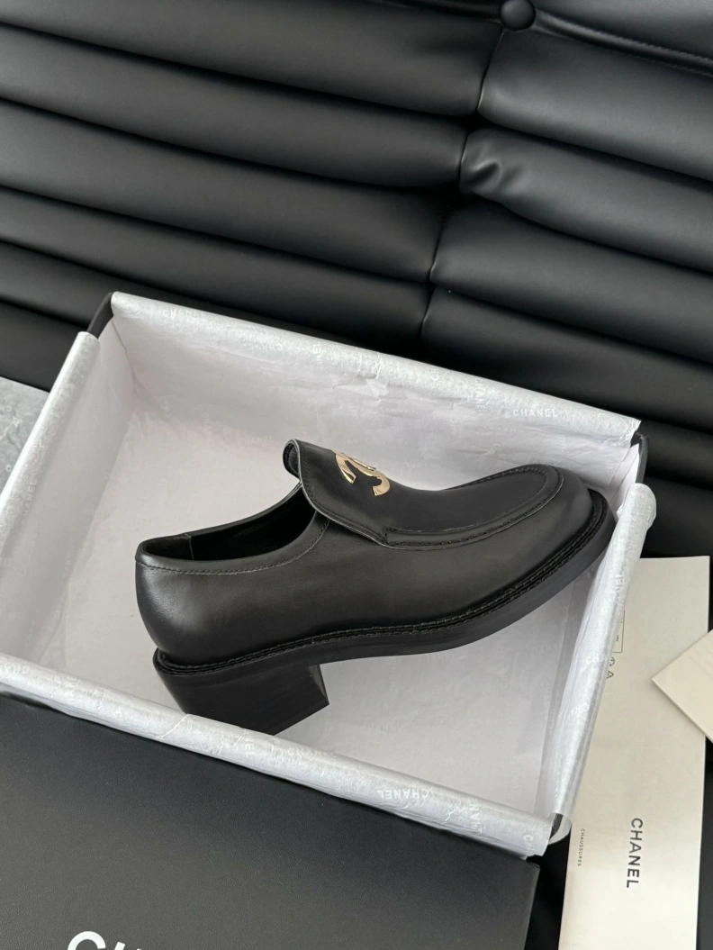 Bright Chxnxl Leather Shoes 120699