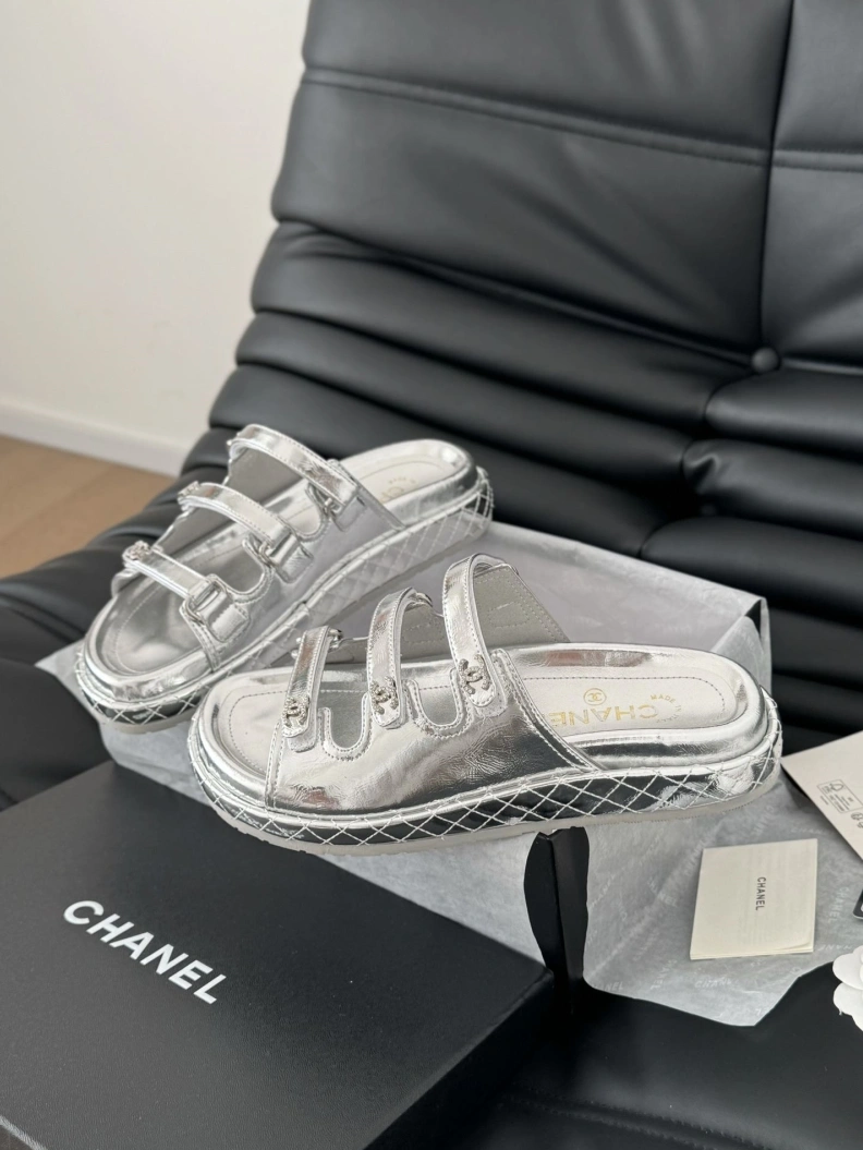 Classic Chxnxl Sandals 120627