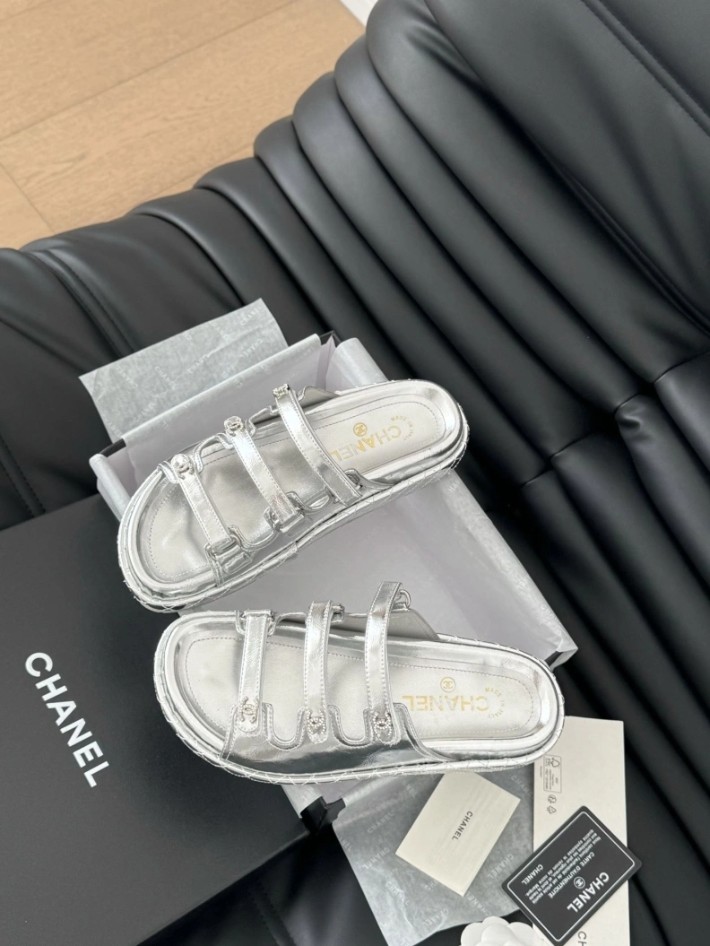 Classic Chxnxl Sandals 120627