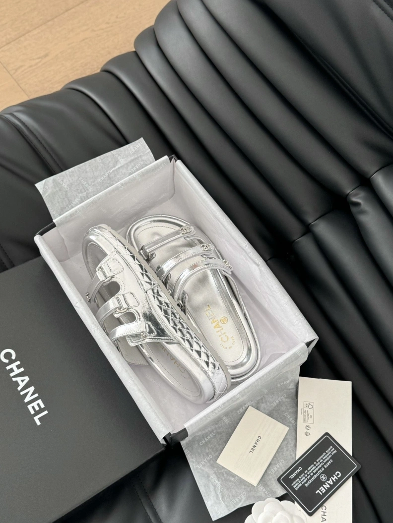 Classic Chxnxl Sandals 120627