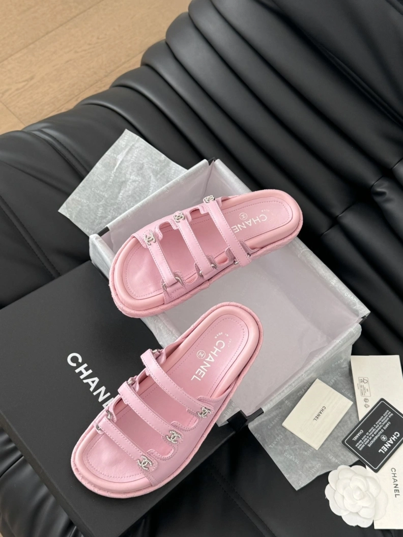 Efficient Chxnxl Sandals 120607