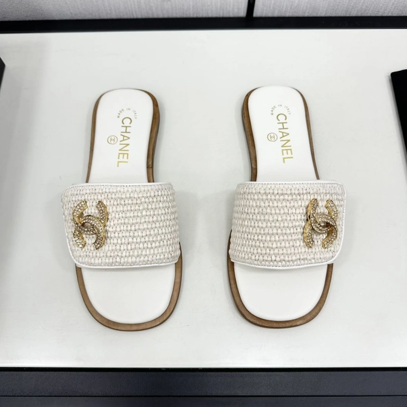 Chxnxl Slippers Vibrant 120148