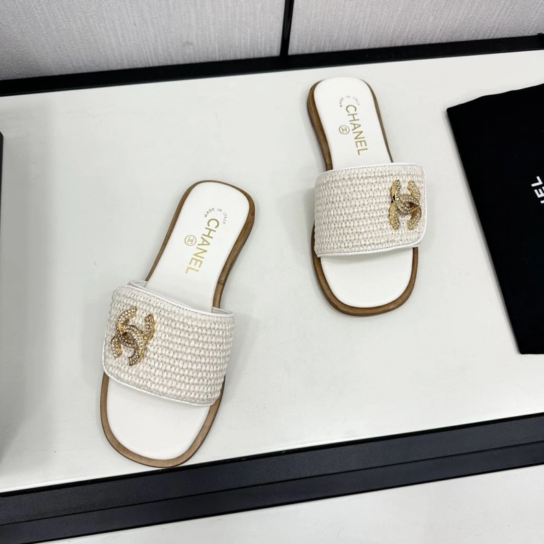 Chxnxl Slippers Vibrant 120148