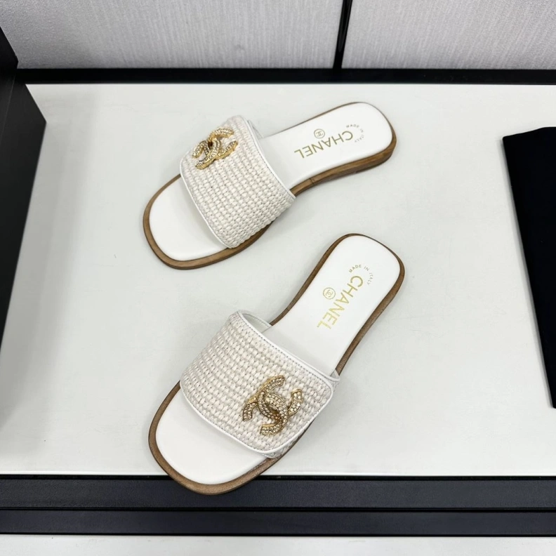 Chxnxl Slippers Vibrant 120148